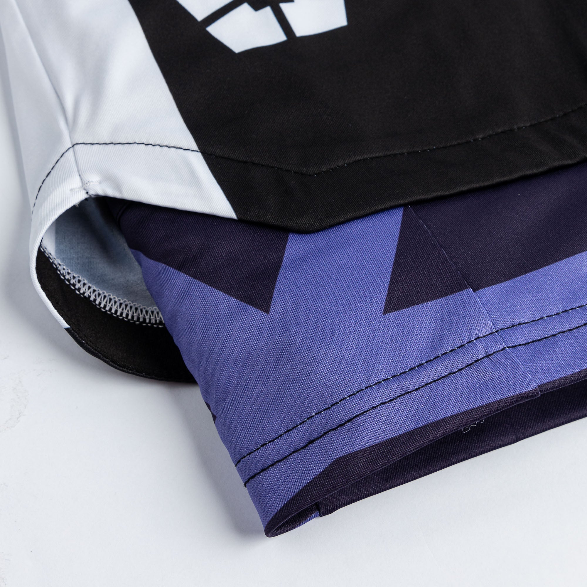 Team V (Pre Order)