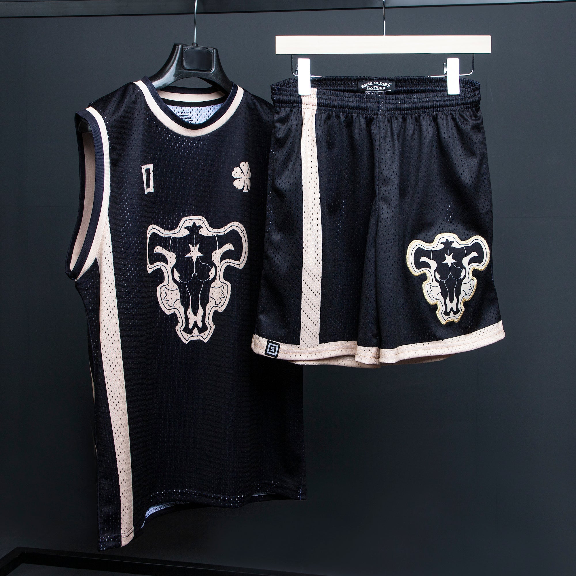 Black Bull (Pre Order)