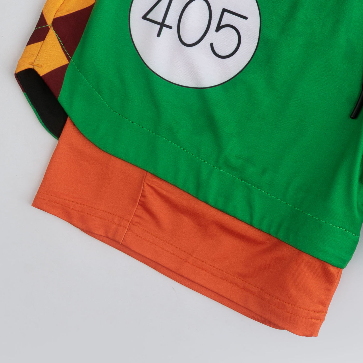 Hunter 405 (Pre Order)