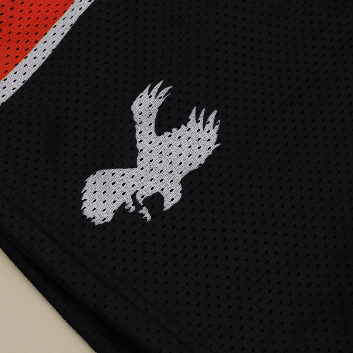 Crows Ultimate Mesh Shorts – crow emblem close-up