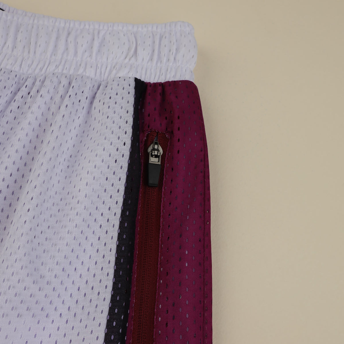 Eagles Ultimate Mesh Shorts – zip pocket